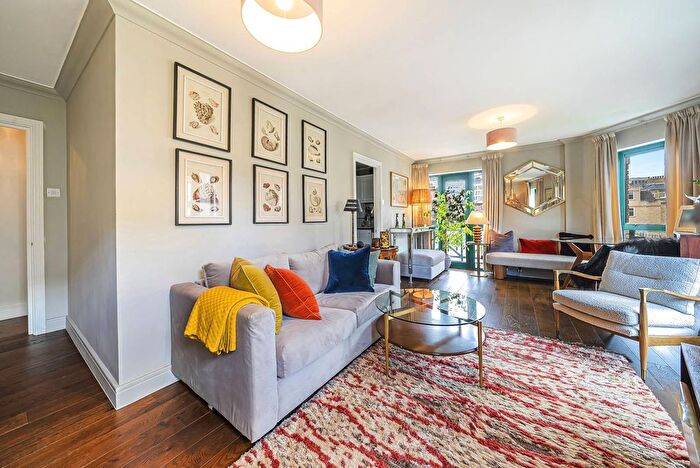 2 Bedroom Flat For Sale In Medway Street, Westminster, London, SW1P