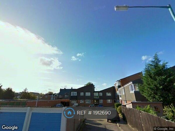 2 Bedroom Flat To Rent In Claire Court, Cheshunt, EN8