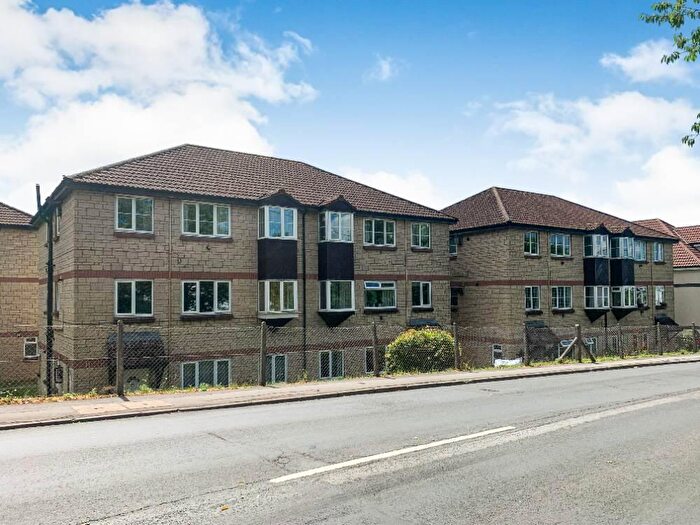 1 Bedroom Flat For Sale In Imberwood Close, Warminster, BA12