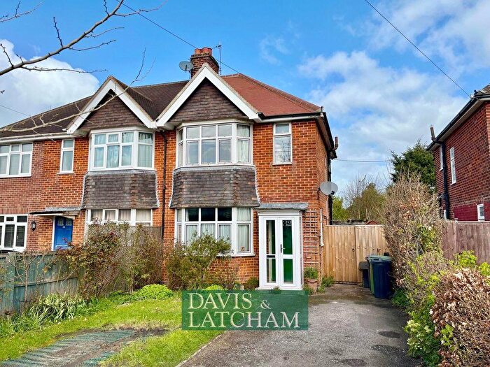 3 Bedroom Semi Detached House For Sale In Victoria Road, Warminster, BA12