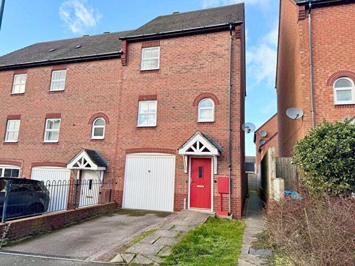 3 Bedroom Semi-Detached House For Sale In Staples Drive, Coalville, LE67