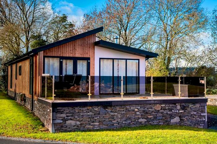 3 Bedroom Lodge Character Property For Sale In Hampsfell View, The Pastures, Allithwaite, Cartmel, LA11