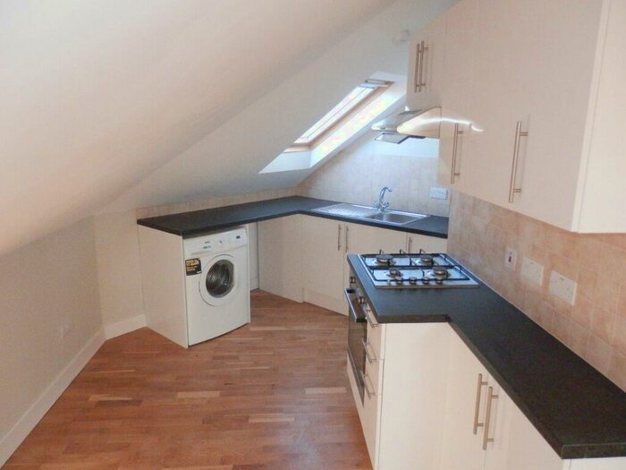 1 Bedroom Flat To Rent In Drovers Way, Dunstable, LU6