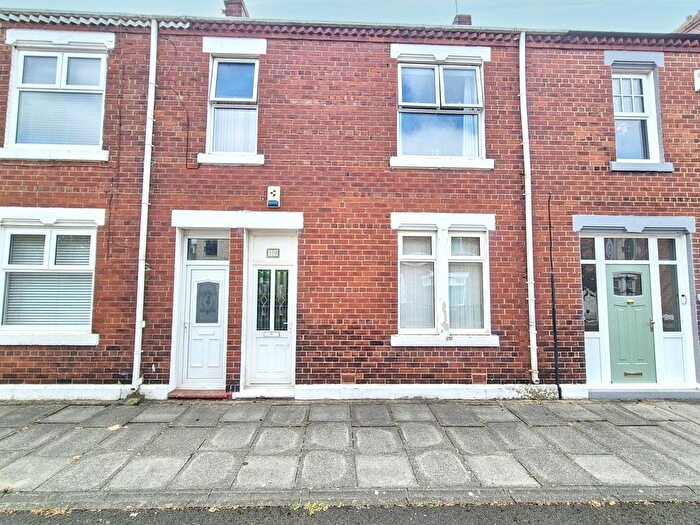 3 Bedroom Flat For Sale In Tennant Street, Hebburn, NE31
