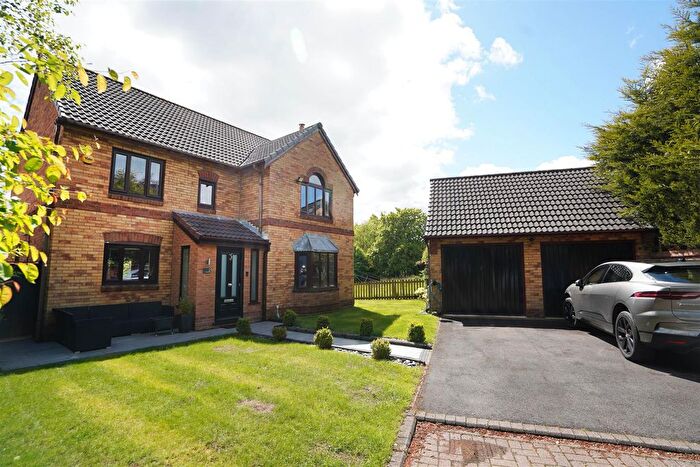 4 Bedroom Detached House For Sale In Tilside Grove, Lostock, Bolton, BL6