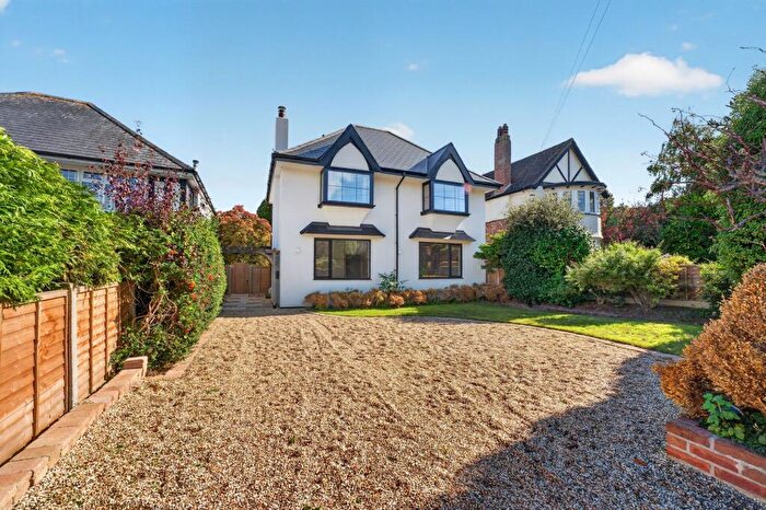 3 Bedroom Detached House For Sale In Seafield Road, Bournemouth, BH6