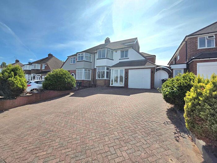 4 Bedroom Semi Detached House For Sale In Halton Road, Sutton Coldfield, B73