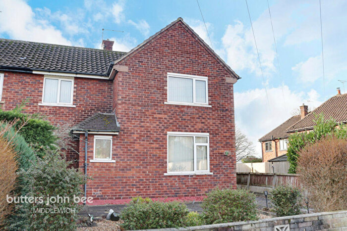 3 Bedroom End Of Terrace House For Sale In Northway, Holmes Chapel, CW4