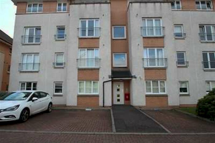 2 Bedroom Flat To Rent In Moreland Place, Stirling, FK9