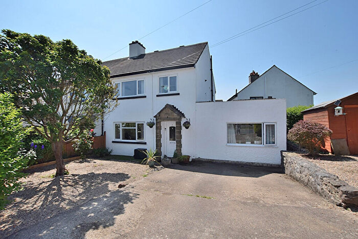 4 Bedroom Semi-Detached House For Sale In Eastfield Avenue, Richmond, DL10