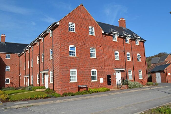 1 Bedroom Flat To Rent In Kiln Avenue, Chinnor, Oxfordshire, OX39