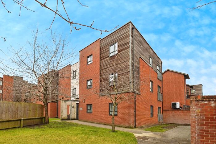 2 Bedroom Flat For Sale In Georgia Avenue, Didsbury, Manchester, Greater Manchester, M20