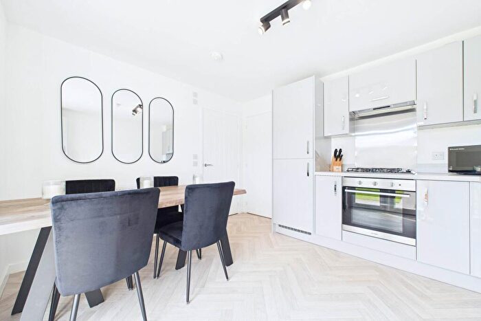3 Bedroom Terraced House For Sale In Wellington Street, Wishaw, ML2