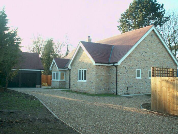 3 Bedroom Bungalow To Rent In Drinkstone Road, Beyton, IP30