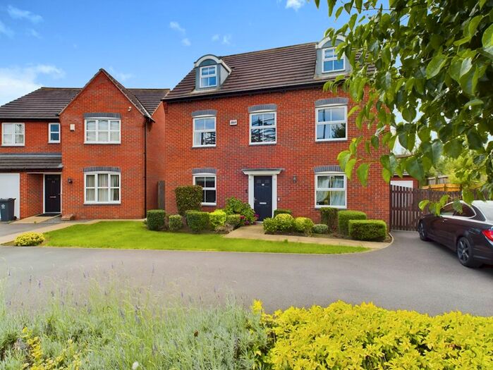 5 Bedroom Detached House To Rent In Exploration Drive, Leicester, LE4