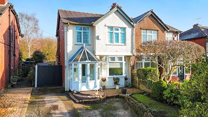 3 Bedroom Semi-detached House For Sale In Winwick Road, Newton-Le-Willows, WA12
