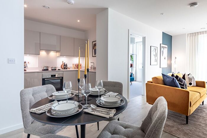 2 Bedroom Flat For Sale In " Bedroom Apartment" At Silvermere Drive, Stonehill Business Park, London, N18