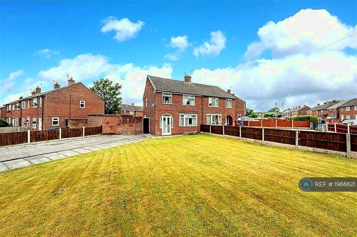 3 Bedroom Semi-Detached House To Rent In Nelson Avenue, Whiston, Prescot, L35