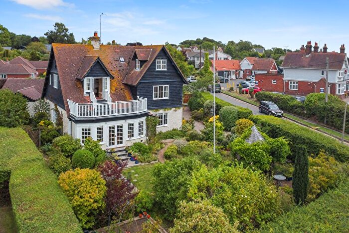 4 Bedroom Detached House For Sale In Coast Road, West Mersea, CO5