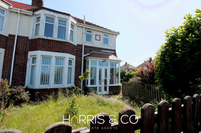 3 Bedroom Semi-Detached House To Rent In Kenilworth Avenue, Fleetwood, Lancashire, FY7