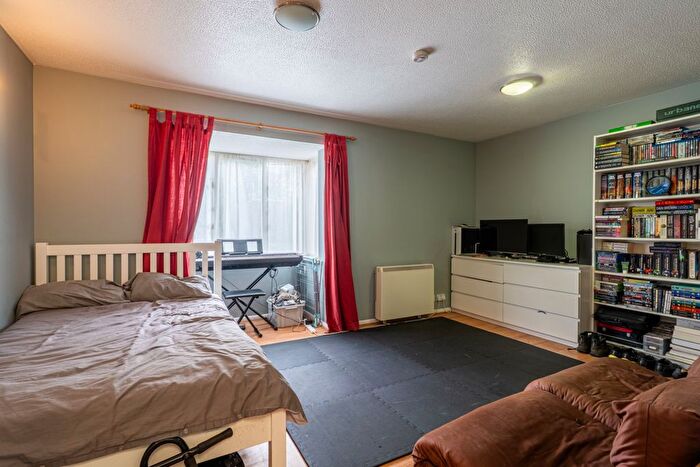 Studio For Sale In Haig Gardens, Gravesend, Kent, DA12