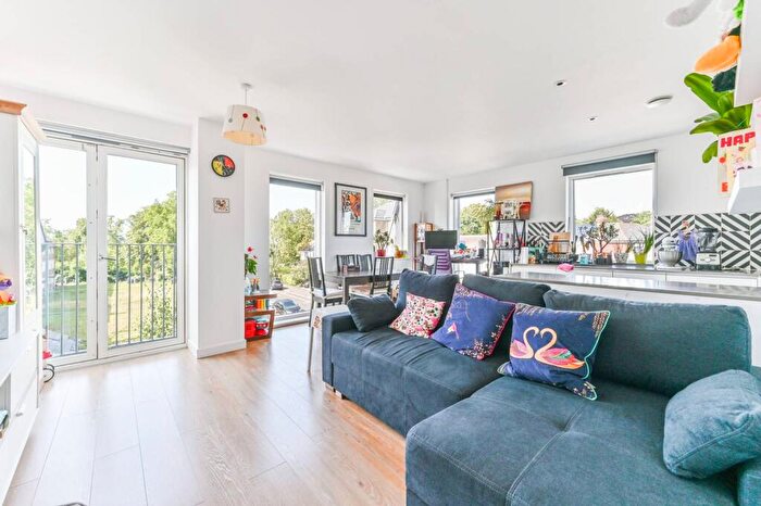 1 Bedroom Flat To Rent In Cargreen Road, South Norwood, London, SE25