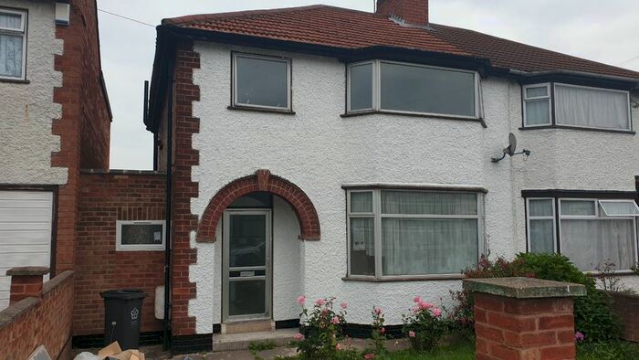 3 Bedroom Semi-Detached House To Rent In Westmorland Avenue, Belgrave, Leicester, LE4