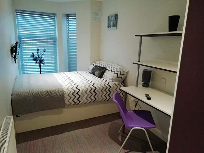 6 Bedroom Terraced House To Rent In Room @ Lawton Street, Crewe, CW2