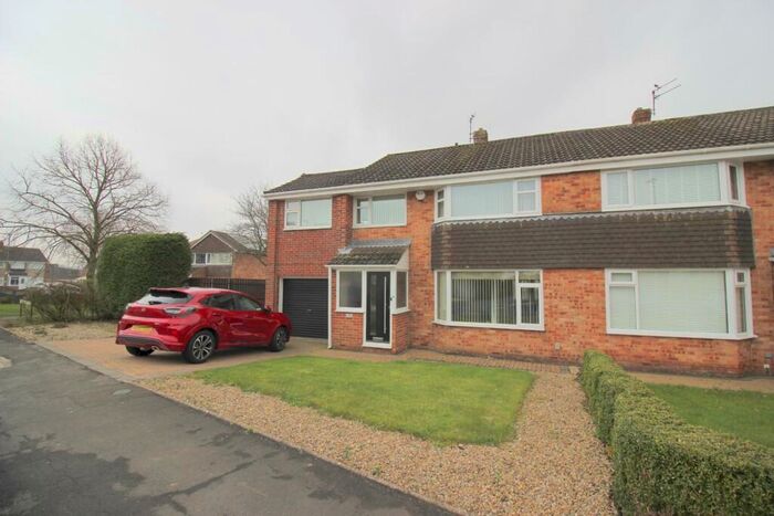 4 Bedroom Semi-Detached House To Rent In Buckinghamshire Road, Durham, DH1