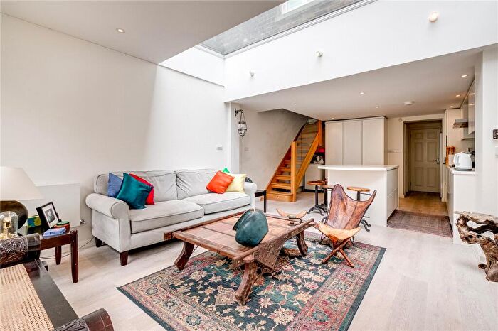 4 Bedroom House To Rent In Mornington Crescent, London, NW1