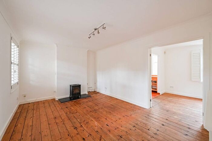 3 Bedroom Property To Rent In Thermopylae Gate, Isle Of Dogs, London, E14