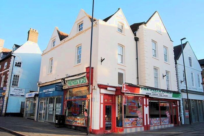 1 Bedroom Flat To Rent In Market Place, Grantham, NG31