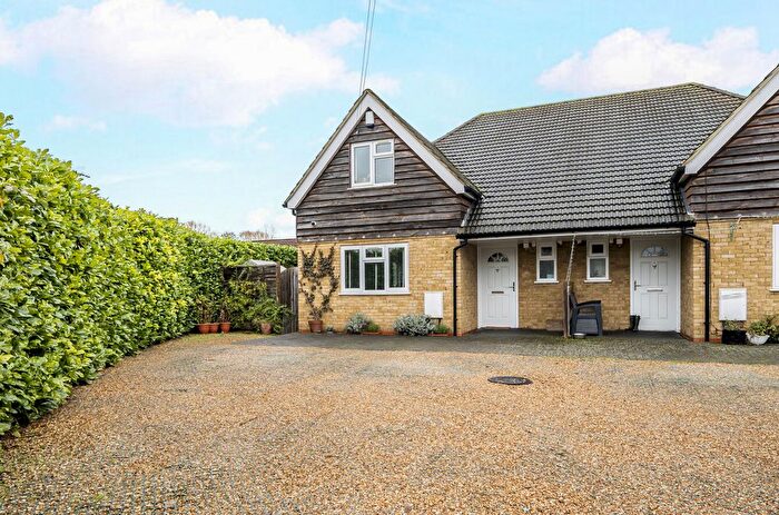 2 Bedroom Semi-Detached House For Sale In Guildford, Surrey, GU3