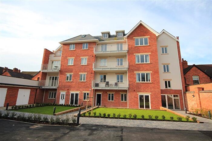 1 Bedroom Apartment To Rent In - Church Road, Caversham, Reading, Berkshire, RG4