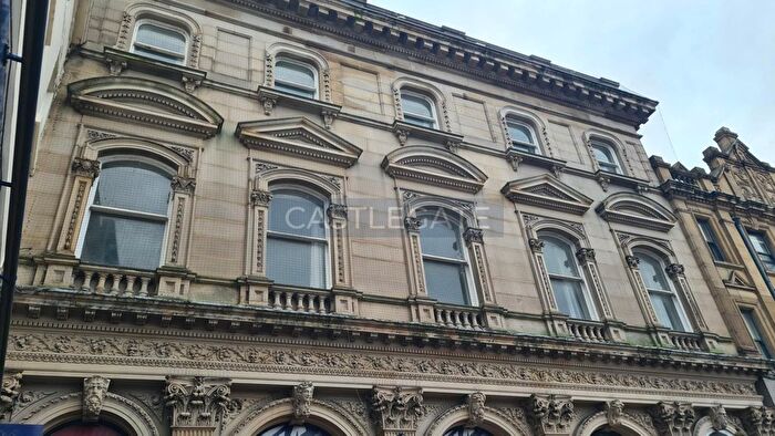 1 Bedroom Flat To Rent In Market Place, Huddersfield Town Centre, HD1