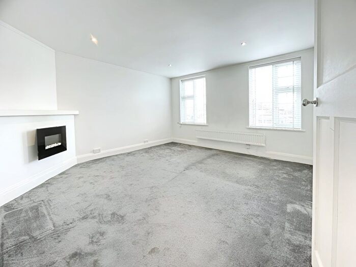 1 Bedroom Flat To Rent In Mill Lane, Hazel Grove, Stockport, Greater Manchester, SK7