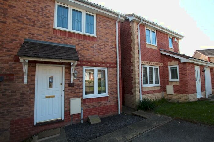 2 Bedroom Semi-Detached House To Rent In Clos Cwm Garw, Mountain View, Caerphilly, CF83