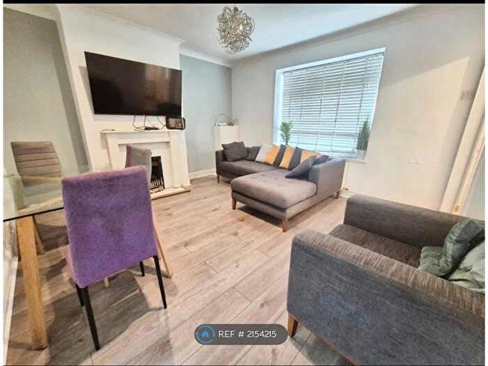 3 Bedroom Terraced House To Rent In Darnley Road, Rochester, ME2