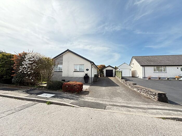 2 Bedroom Bungalow For Sale In Broom Park, Dalbeattie, DG5