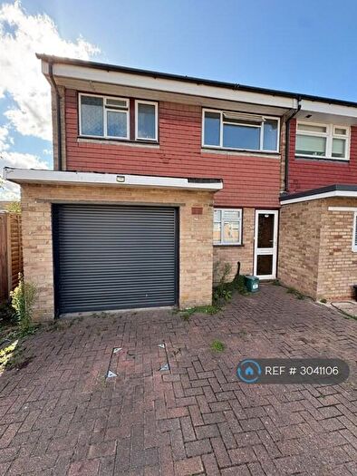 3 Bedroom Semi-Detached House To Rent In Chantry Lane, London Colney, St. Albans, AL2