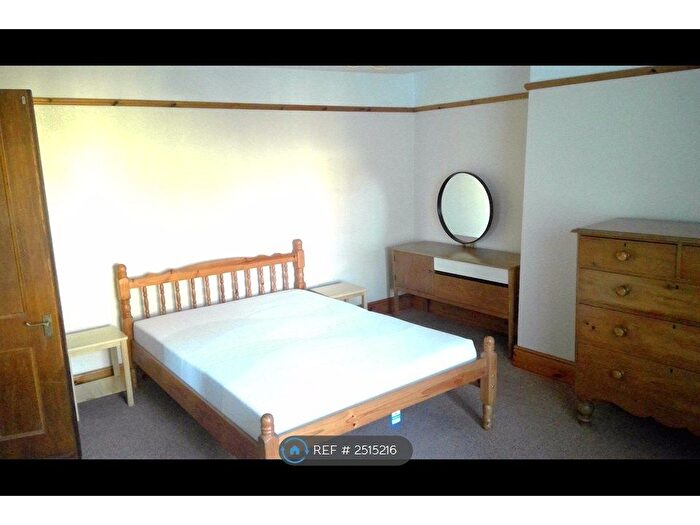 1 Bedroom Flat To Rent In Trefusis, Falmouth, TR11
