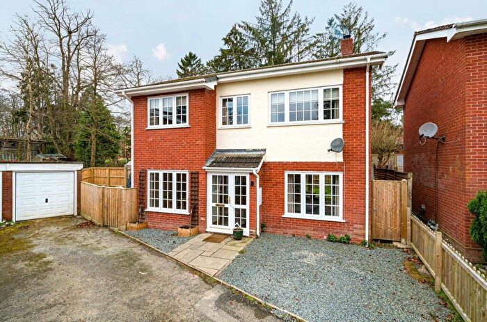 3 Bedroom Detached House For Sale In Cortay Park, Llanyre, Llandrindod Wells, Powys, LD1