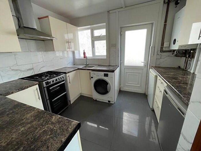 1 Bedroom Flat To Rent In Rydal Avenue, Loughborough, LE11