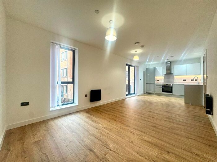 2 Bedroom Flat To Rent In Legge Lane, Birmingham, B1