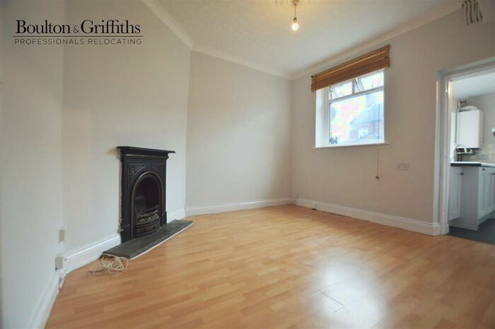 3 Bedroom Terraced House To Rent In Bedwas Street, Grangetown, Cardiff, CF11