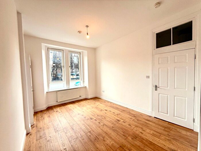 1 Bedroom Flat To Rent In Rossie Place, Easter Road, Edinburgh, EH7