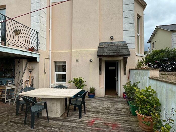 2 Bedroom Flat To Rent In Cleveland Road, Torquay, TQ2