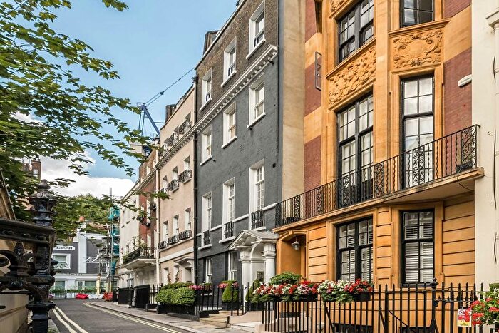 Studio To Rent In Charles Street, Mayfair, W1J