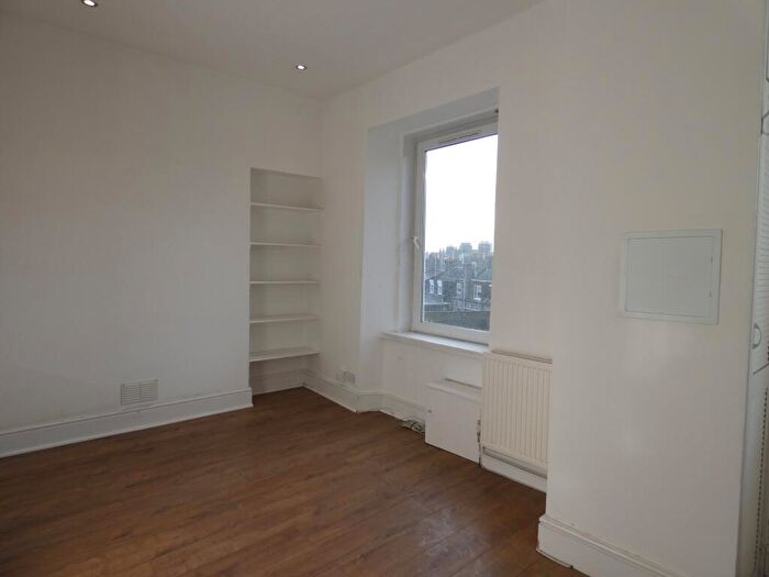 1 Bedroom Flat For Sale In Powis Place, Aberdeen, AB25
