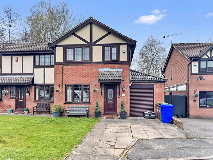 3 Bedroom Semi Detached House For Sale In Mallard Way, Bradeley, Stoke-on-Trent, ST6
